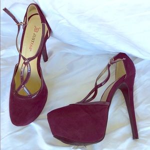 Just fab purple heels